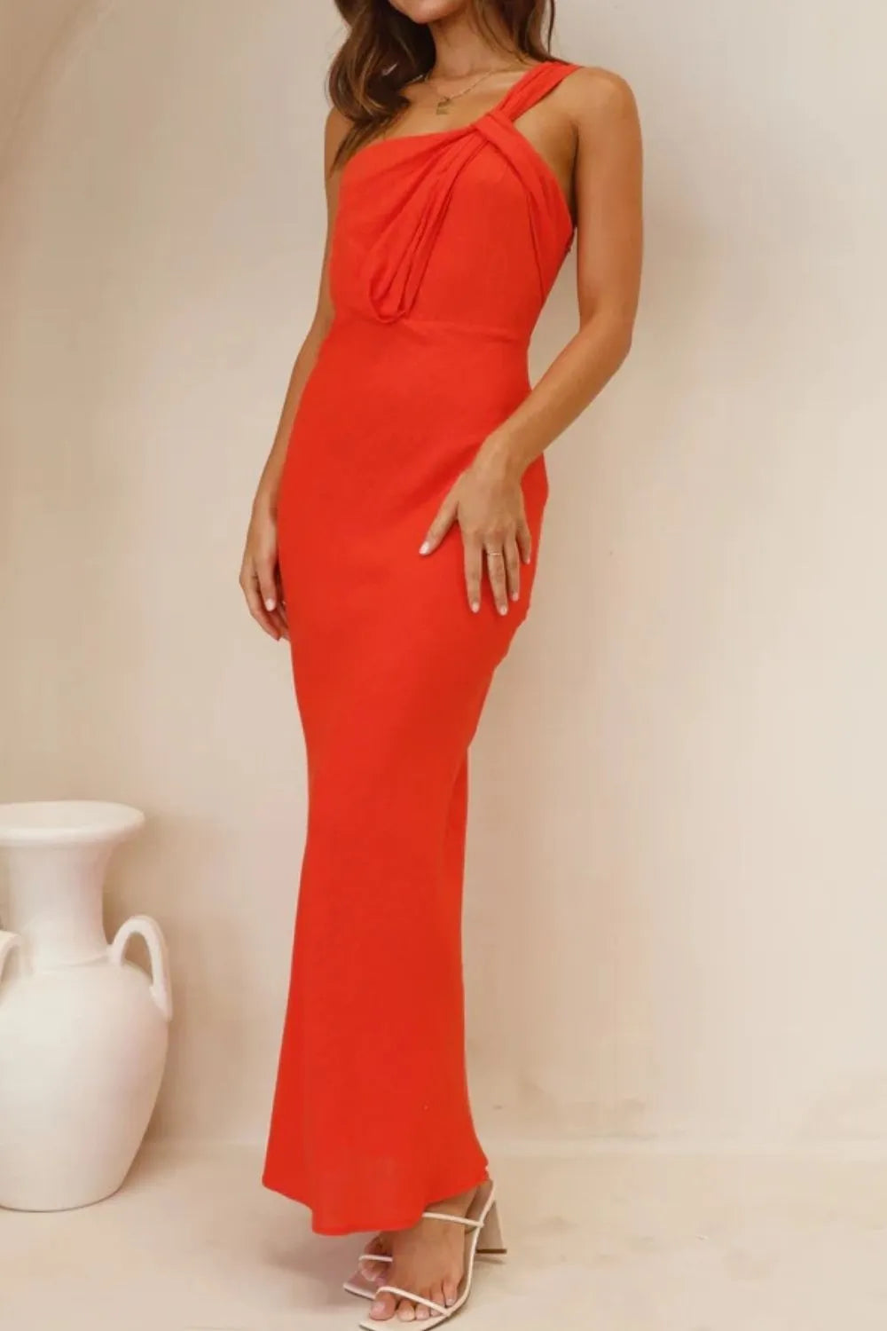 Ruched Single Shoulder Maxi Dress in Orange-Red