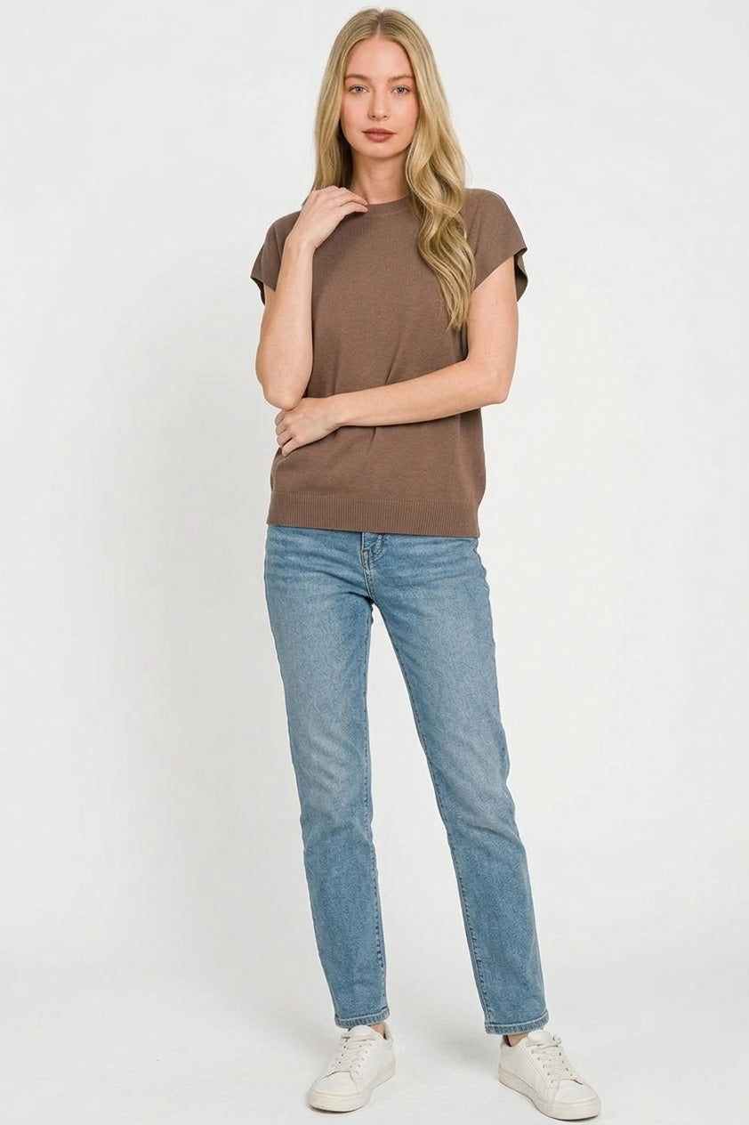 Zenana Round-Neck Short Sleeve Sweater in Brown