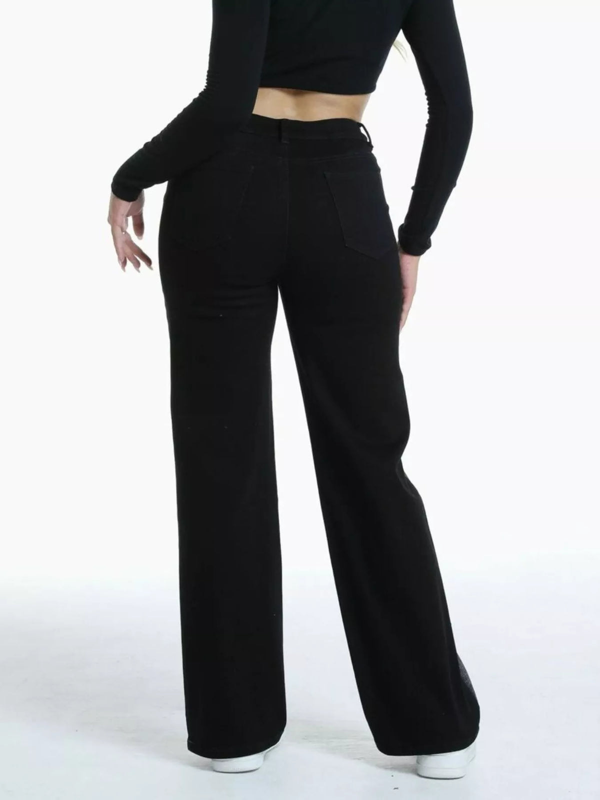 Distressed Wide-Leg Jeans in Black