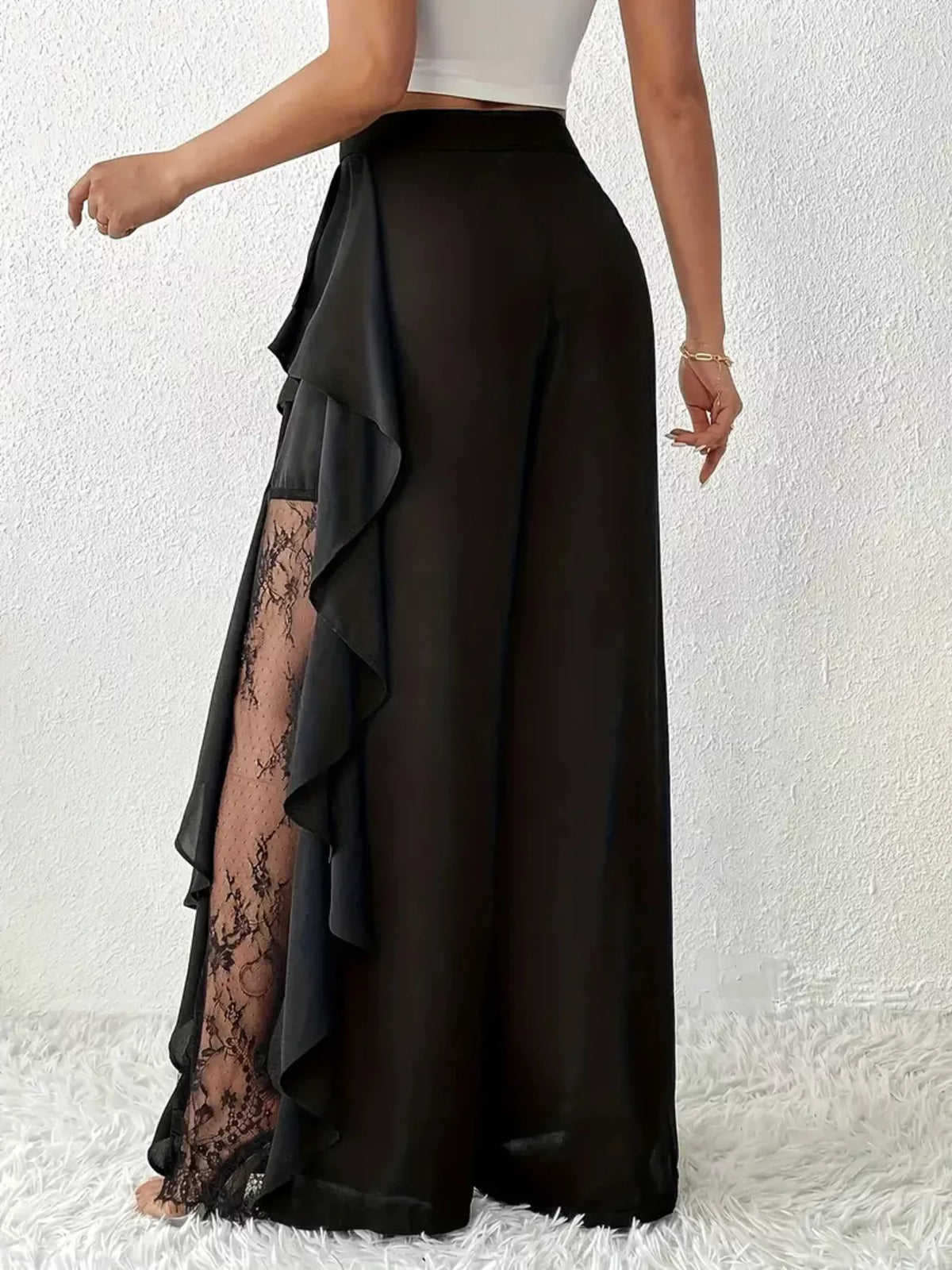 Ruffled Wide-Leg Pants in Black