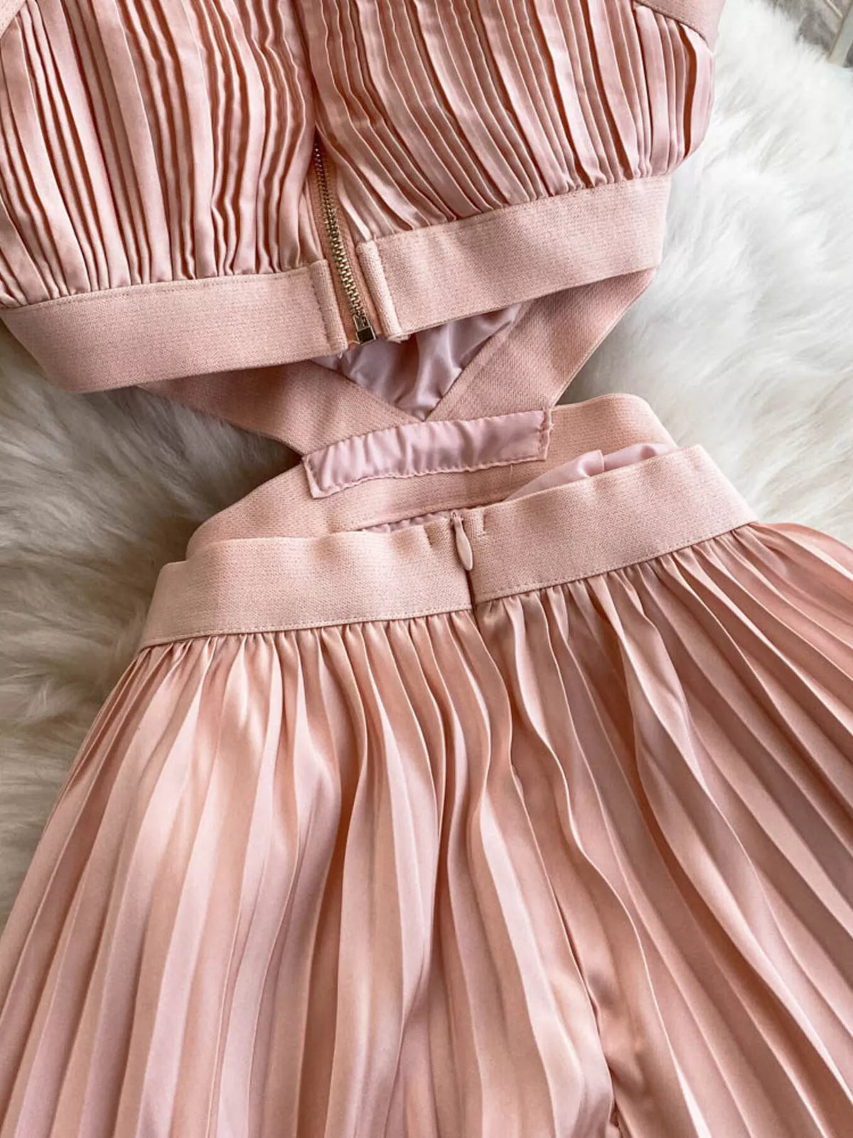 Halter Neck Pleated Maxi Dress in Watermelon Pink