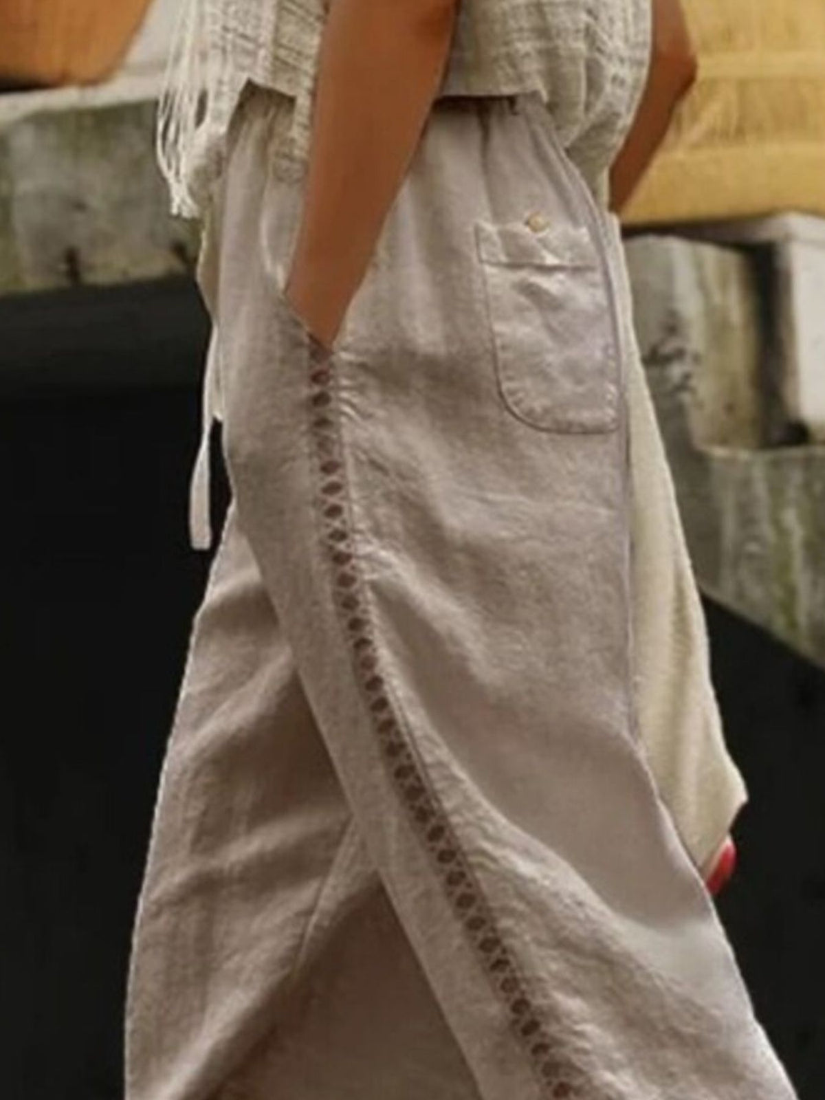 Hollow-Out Trim Cropped Pants