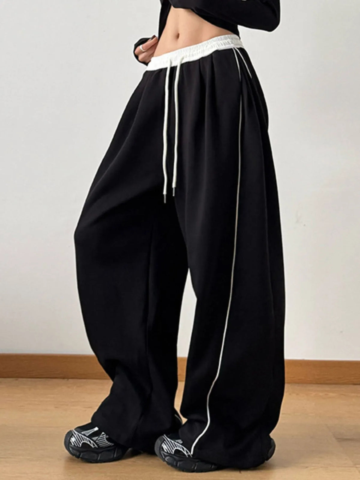 Classic Wide Leg Drawstring Pants