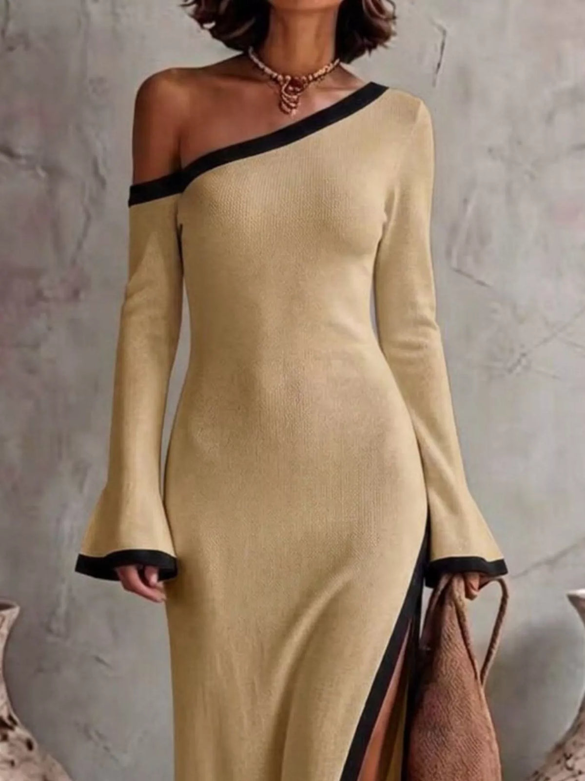 One-Shoulder Contrast Trim Maxi Dress