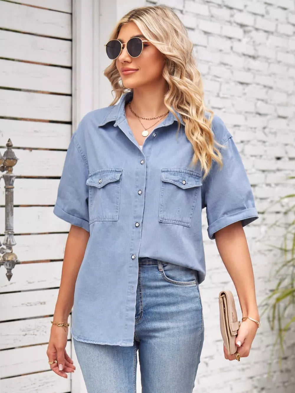 Collared Short-Sleeve Denim Jacket in Light by Manny