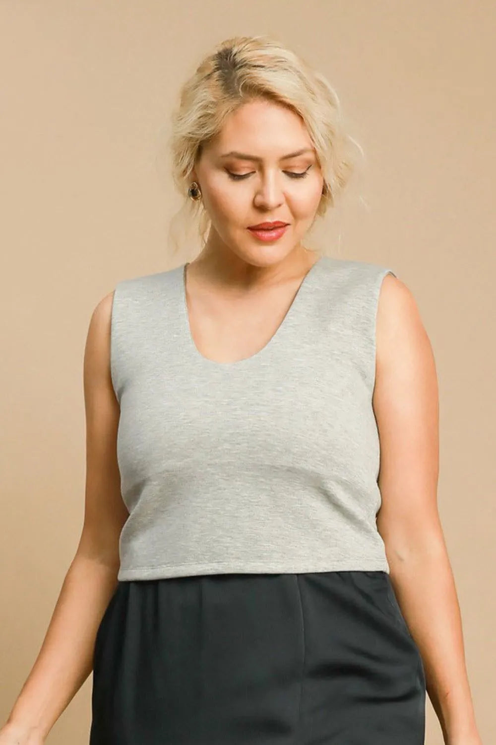 Umgee Scoop Neck Cropped Tank in Light Gray