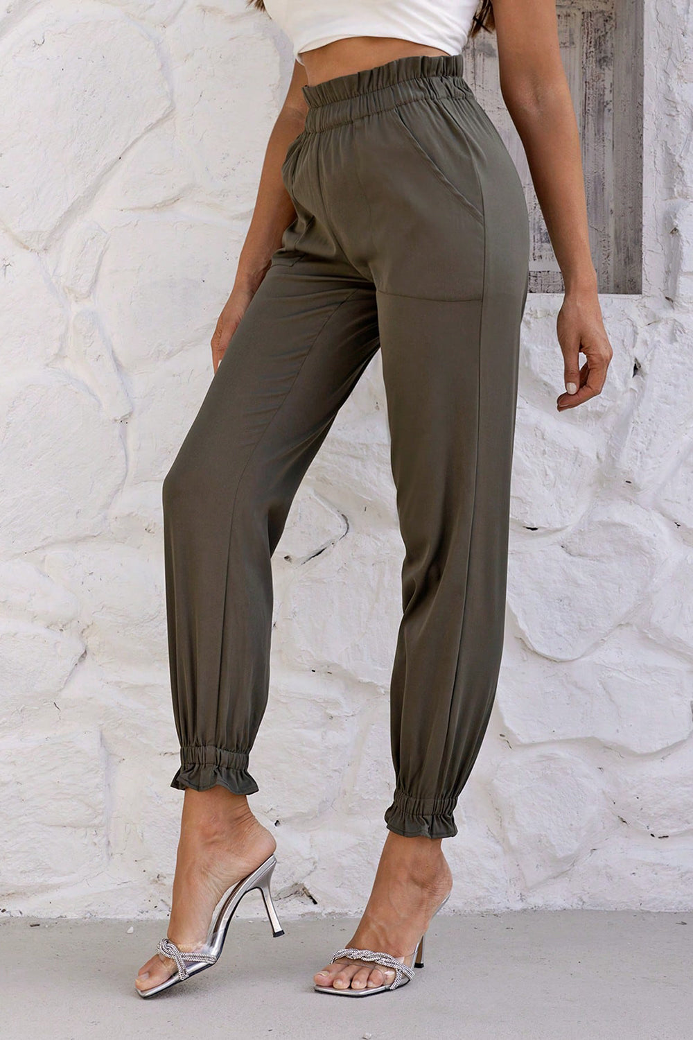 Paperbag Waist Pants in Olive Brown