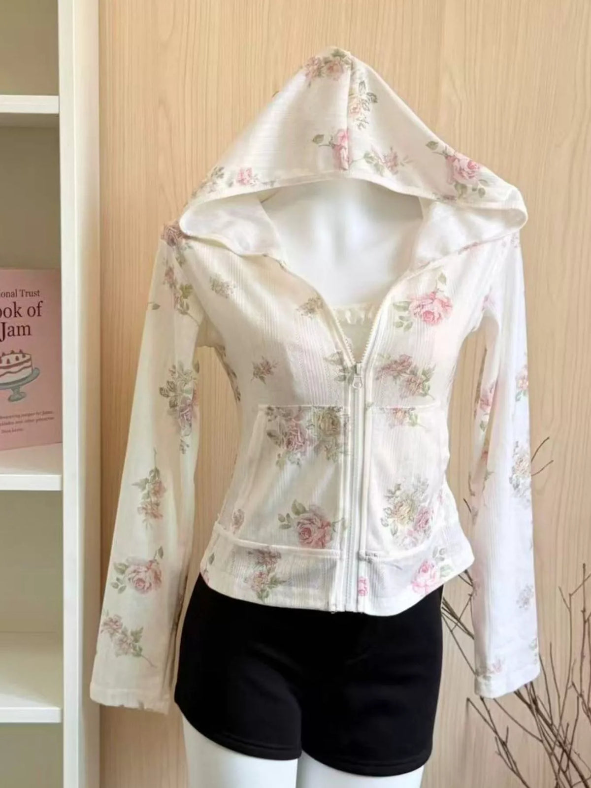 Vintage Floral Zip-Up Hoodie in White