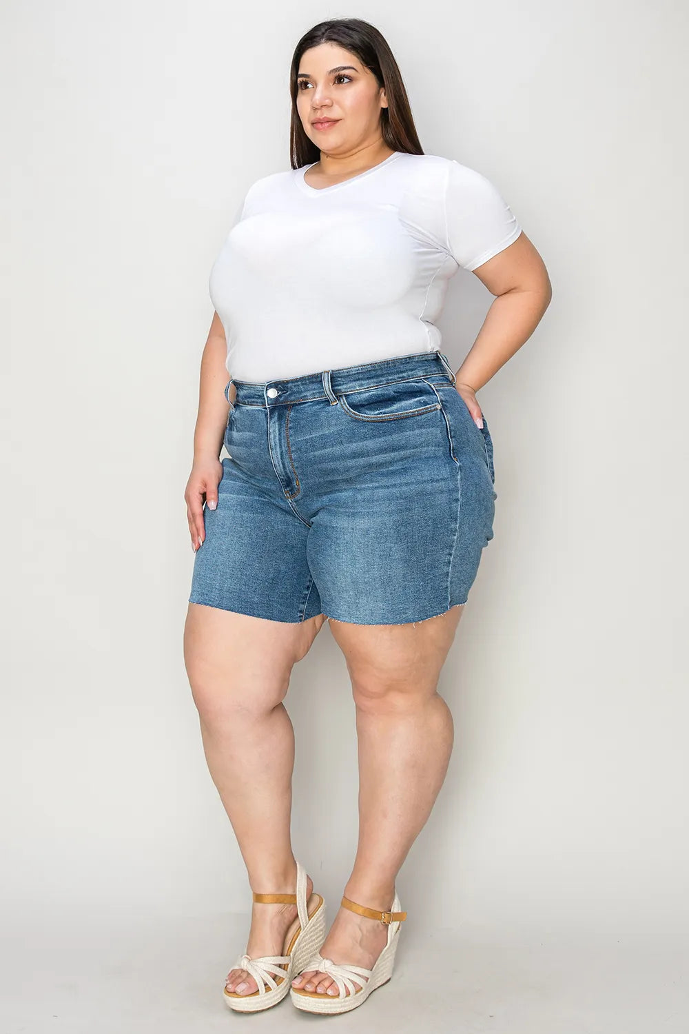 Judy Blue High Waist Slim Denim Shorts in Medium Wash