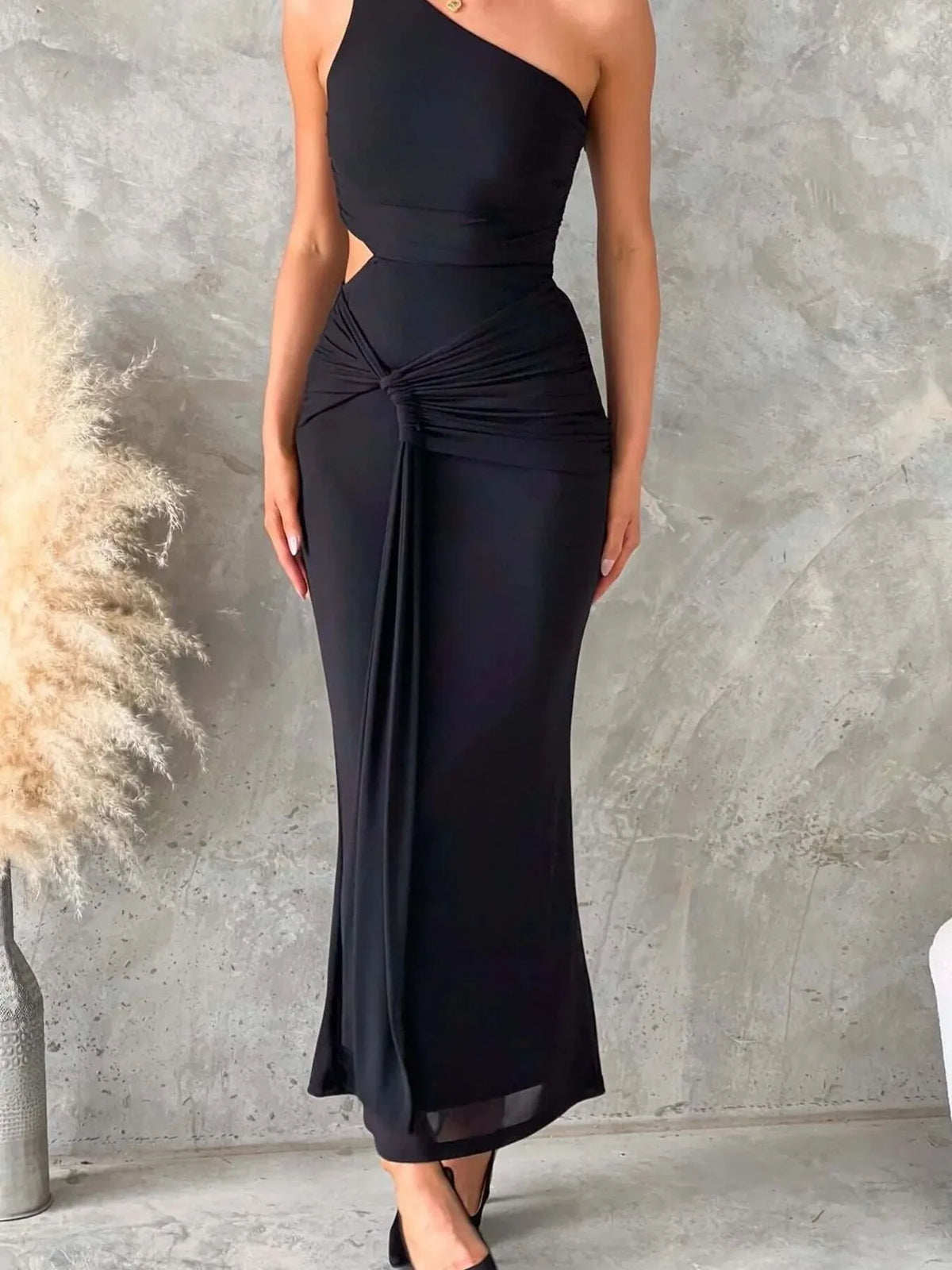 One-Shoulder Cutout Bodycon Maxi Dress