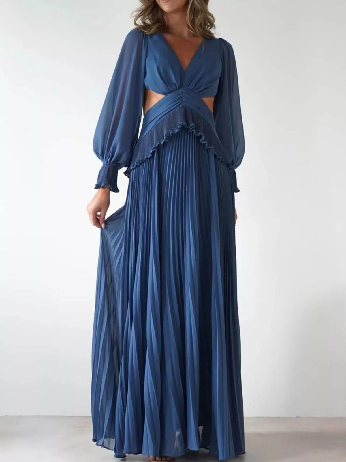 Backless Pleated Maxi Dress in Blue