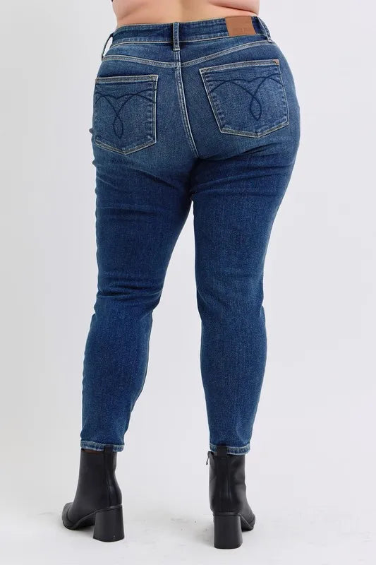 Judy Blue Thermal-Lined Skinny Jeans in Dark Wash