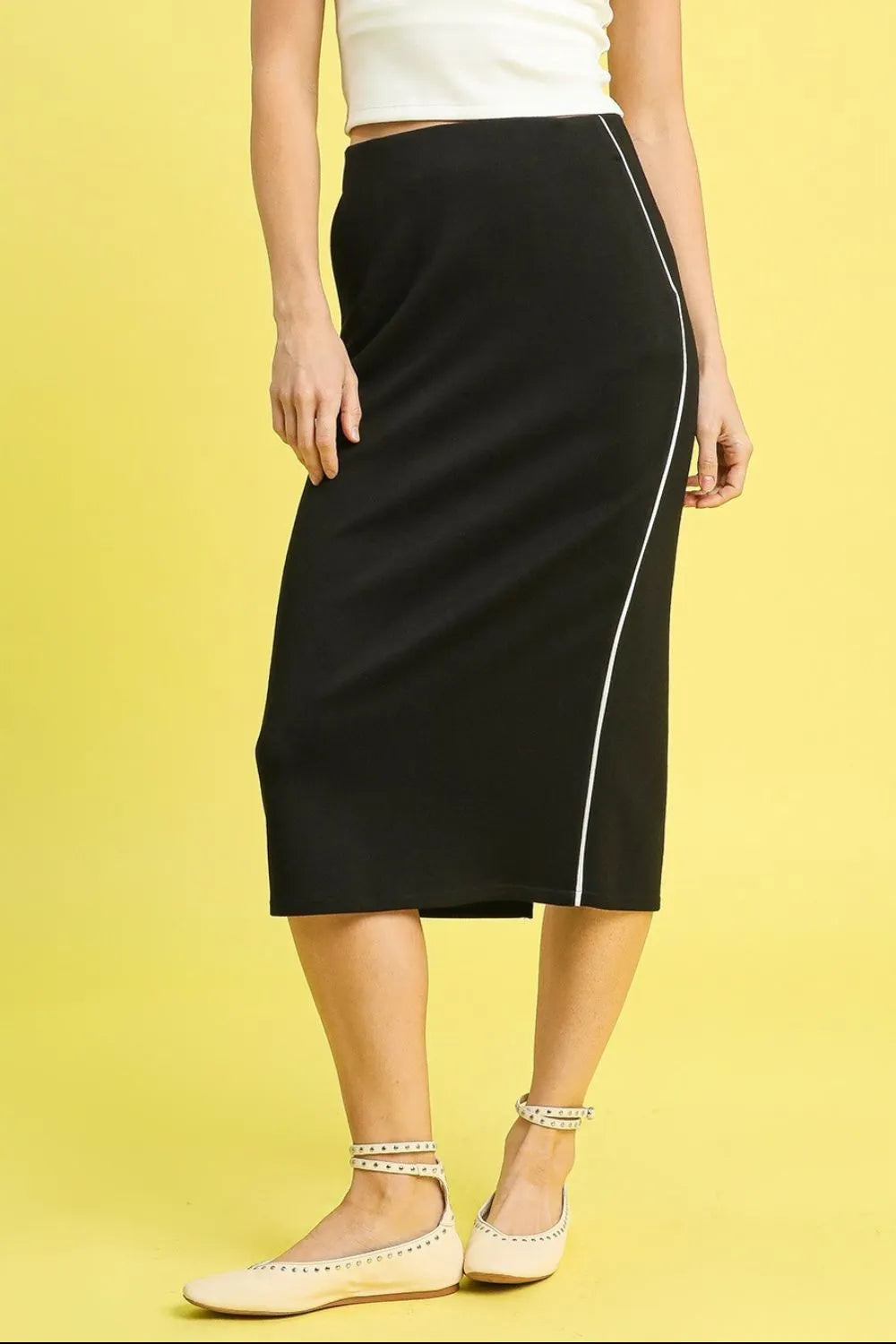 Umgee Midi Pencil Skirt with Contrast Piping in Black