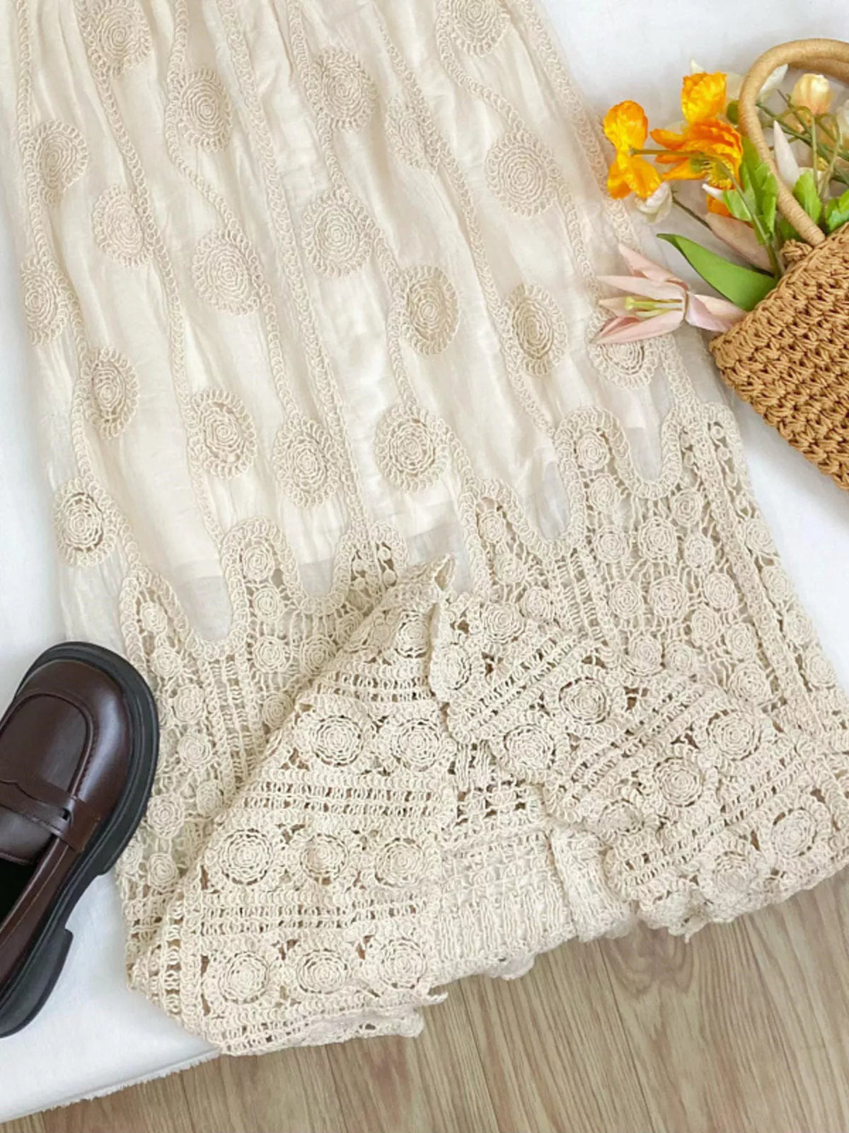 Lace Elastic-Waist Midi Skirt