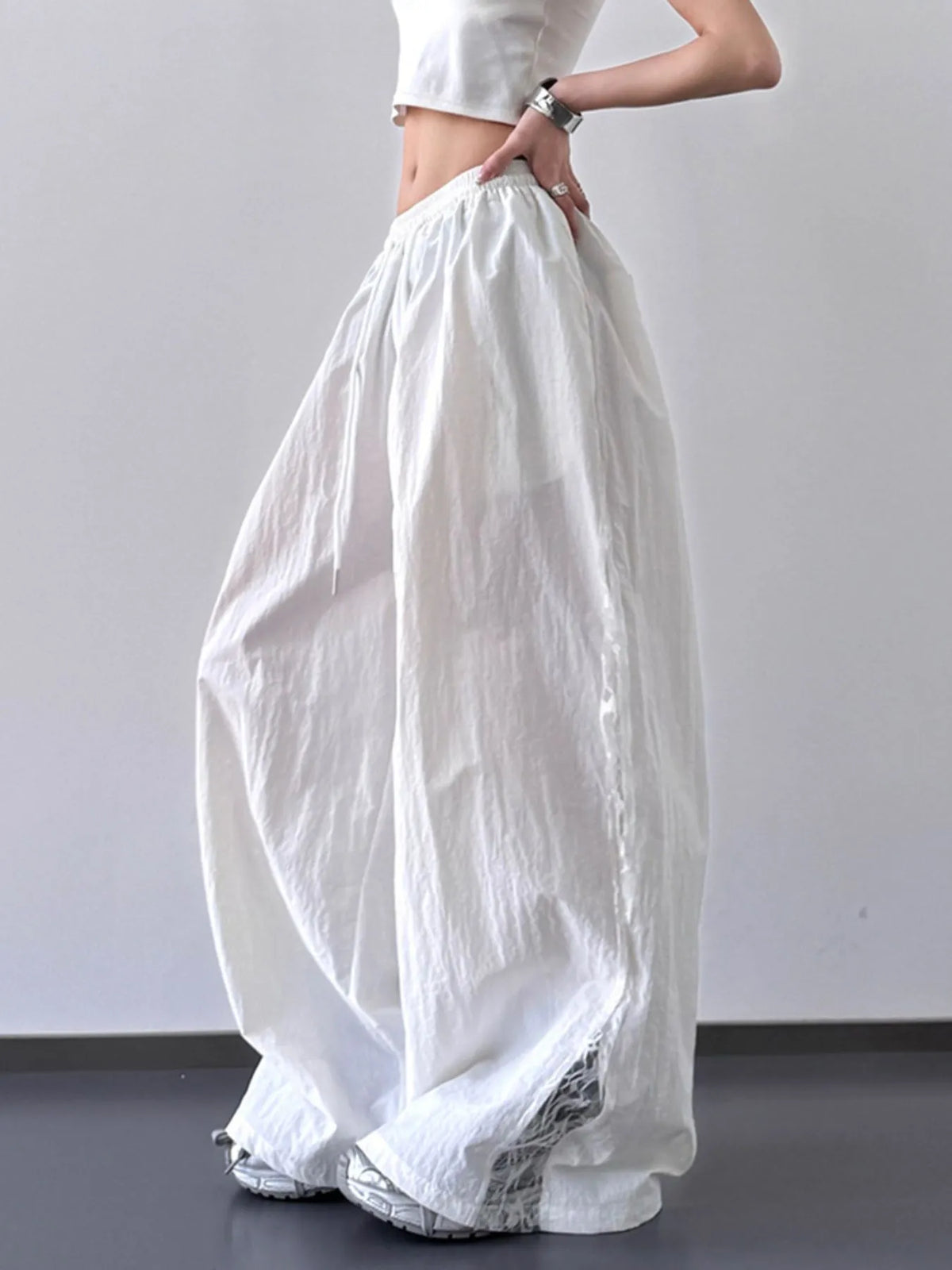 Lace Detail Wide-Leg Pants