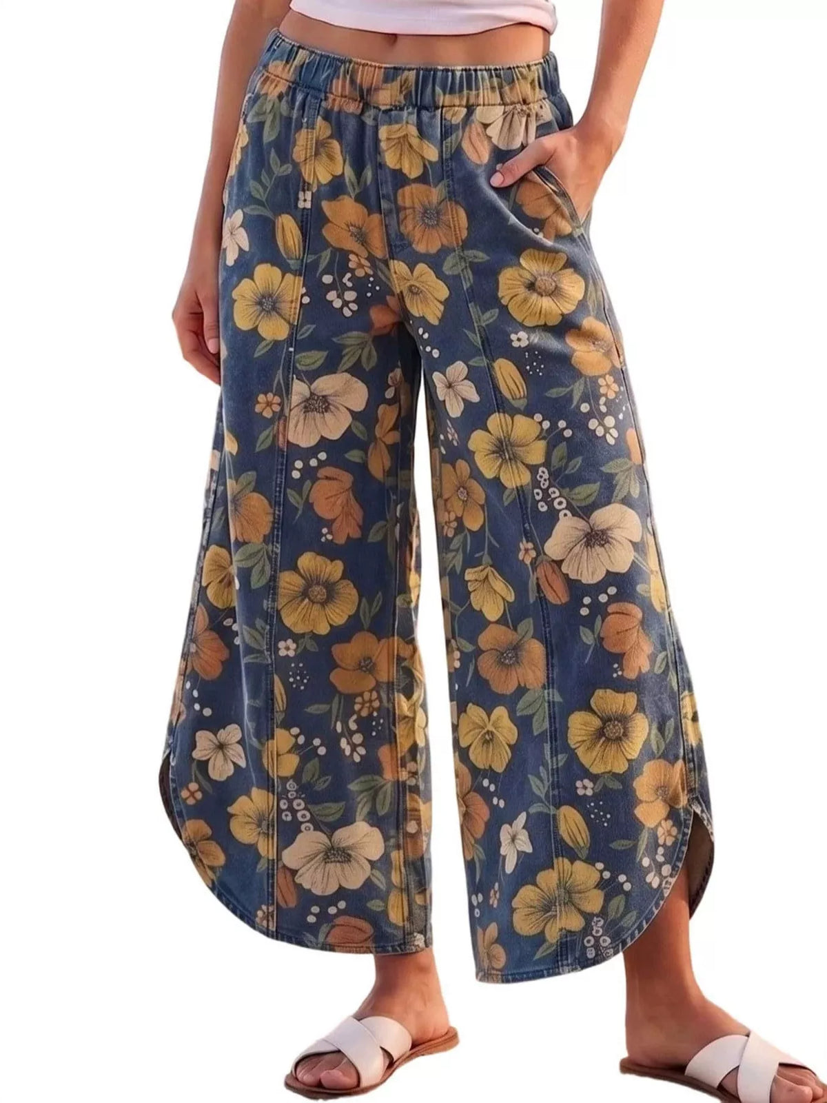 Floral Print Wide-Leg Jeans in Blue