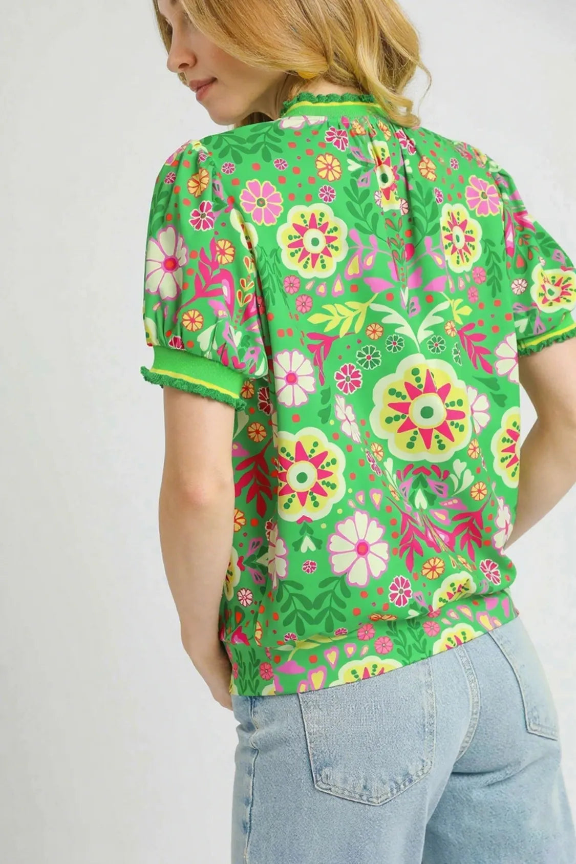 Umgee Retro Floral Puff Sleeve Top in Green Mix