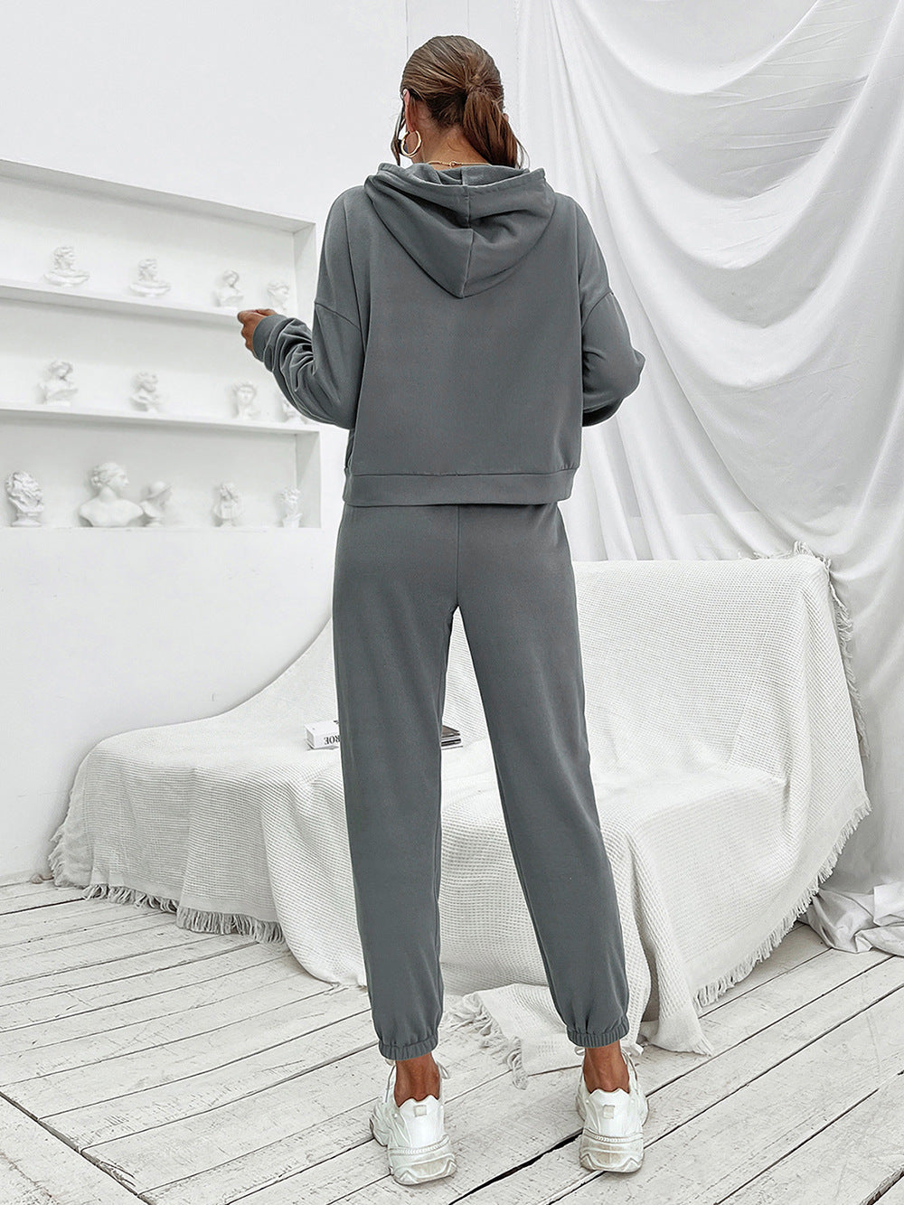 Sports Hoodie and Joggers Set in Dark Gray