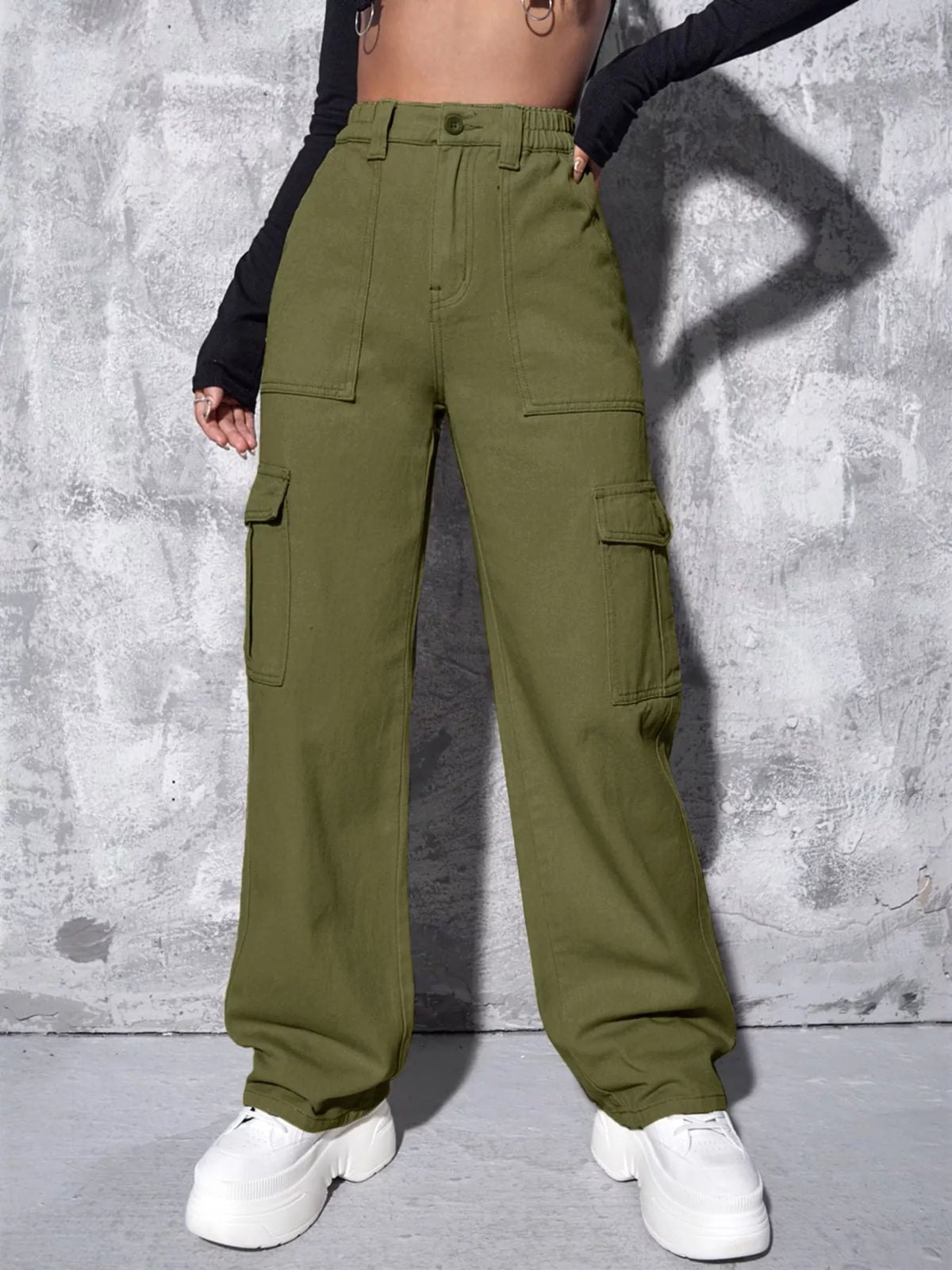 High-Waisted Cargo Jeans with Contrast Stitching