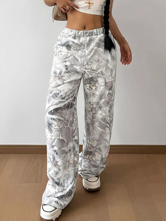 Printed Wide-Leg Pants in Light Gray