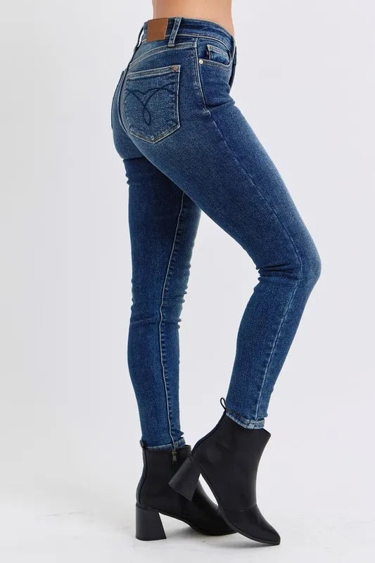 Judy Blue Thermal-Lined Skinny Jeans in Dark Wash