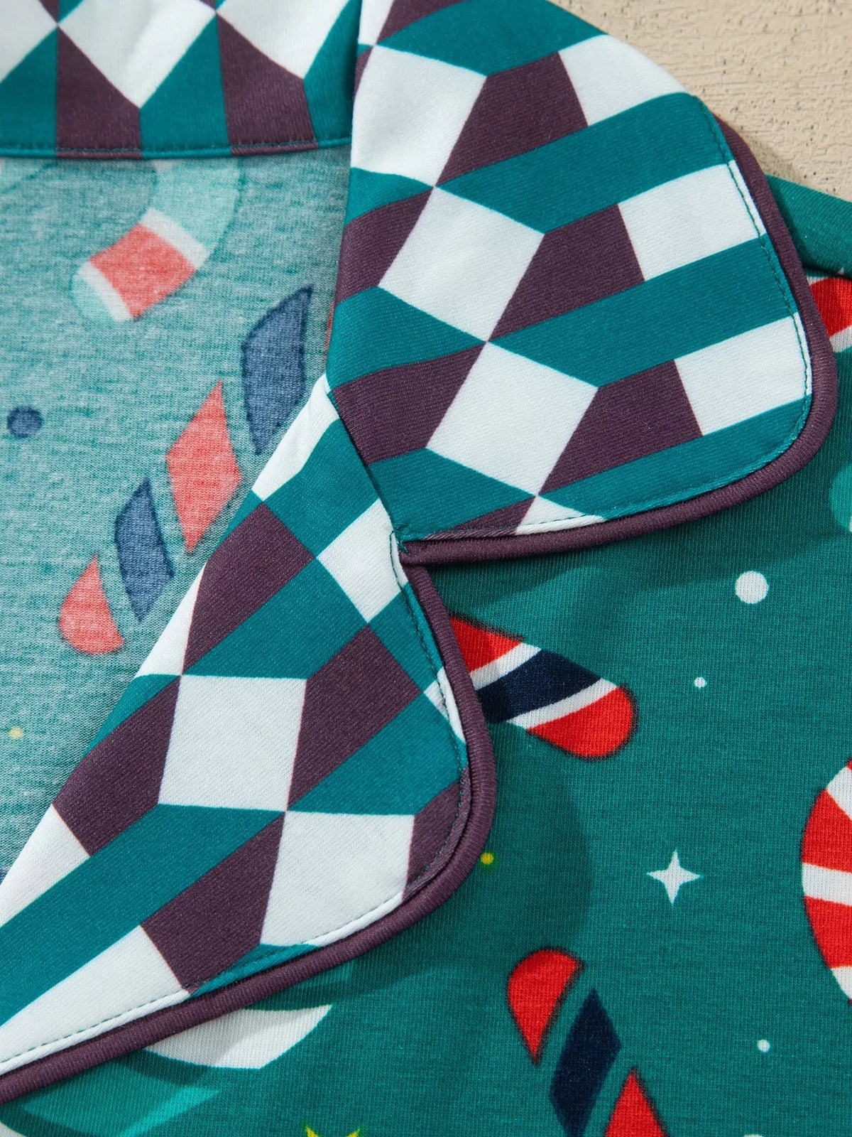 Candy Cane Print Two-Piece Lounge Set in Dark Green
