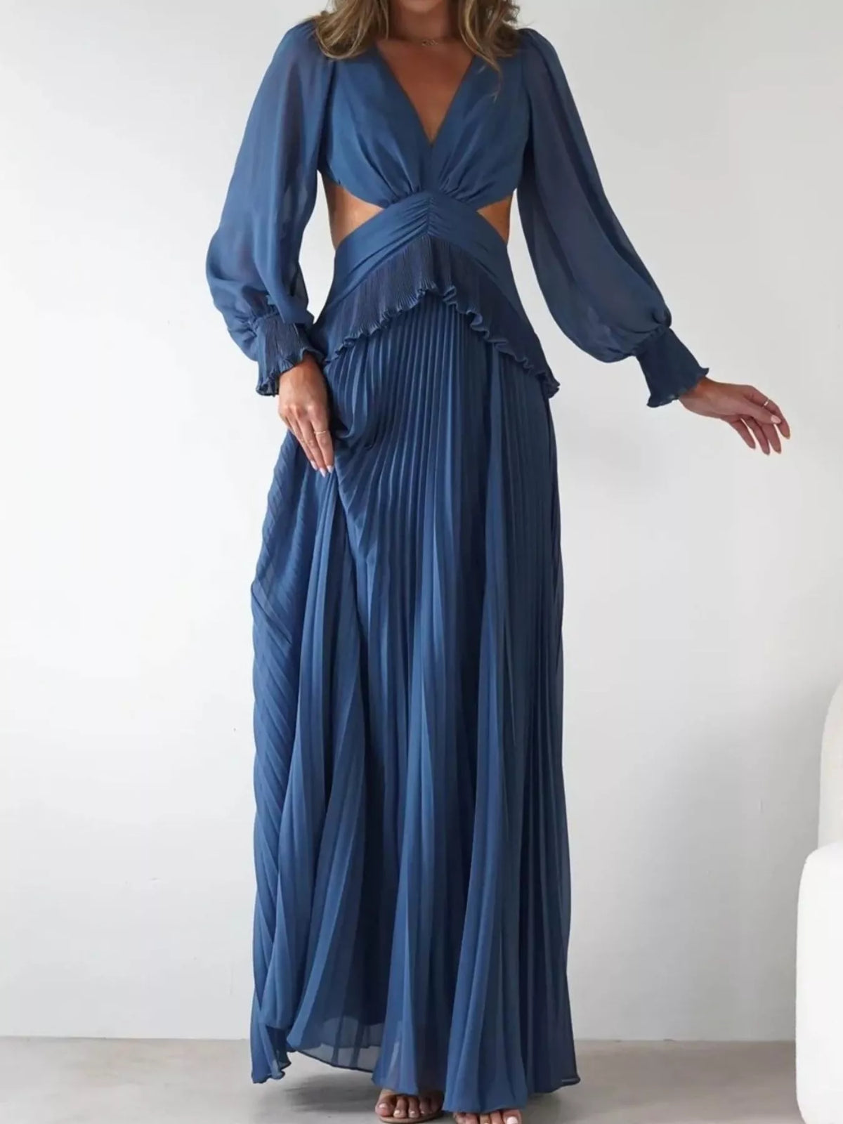 Backless Pleated Maxi Dress in Blue