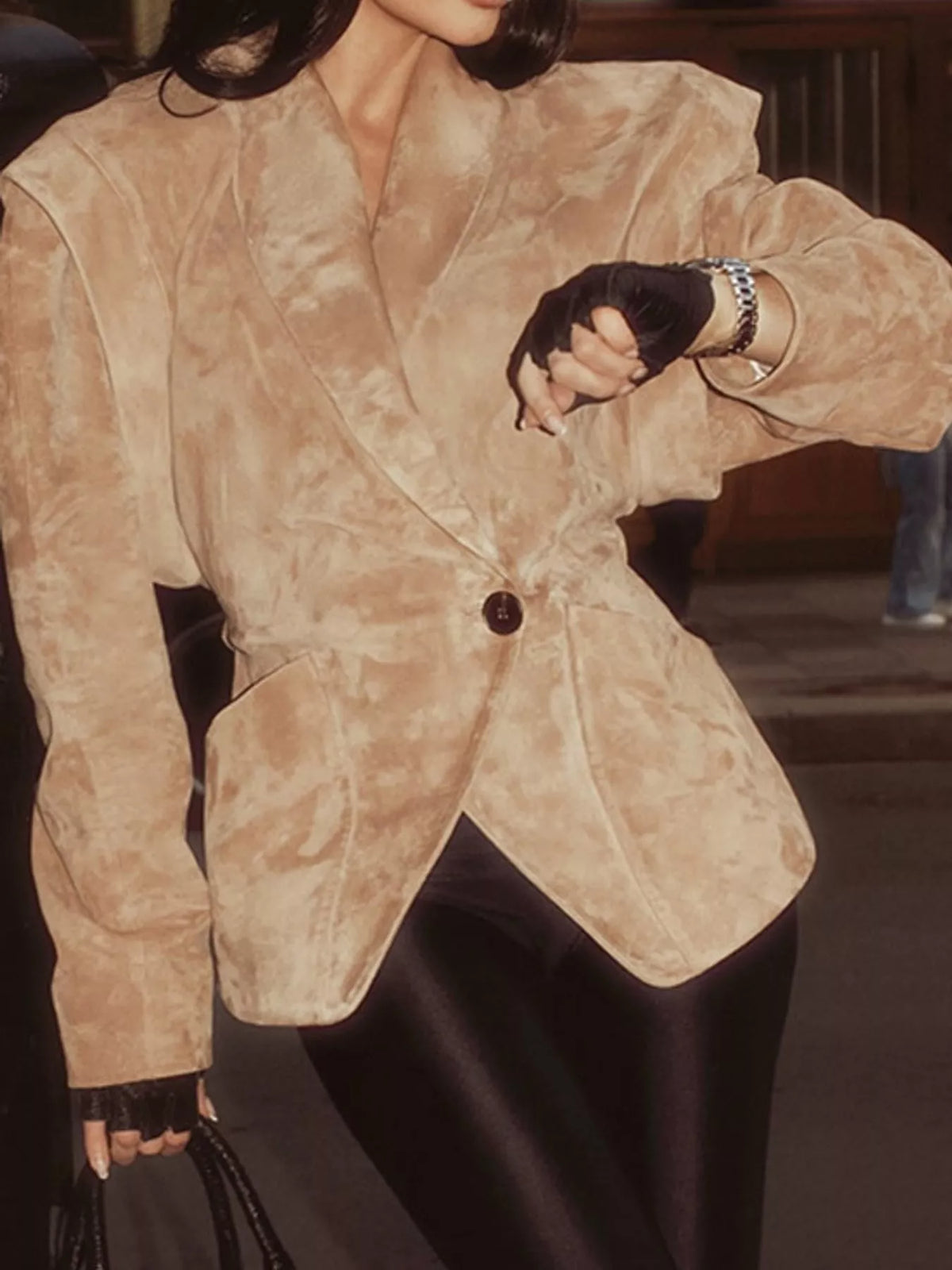One-Button Long Sleeve Blazer