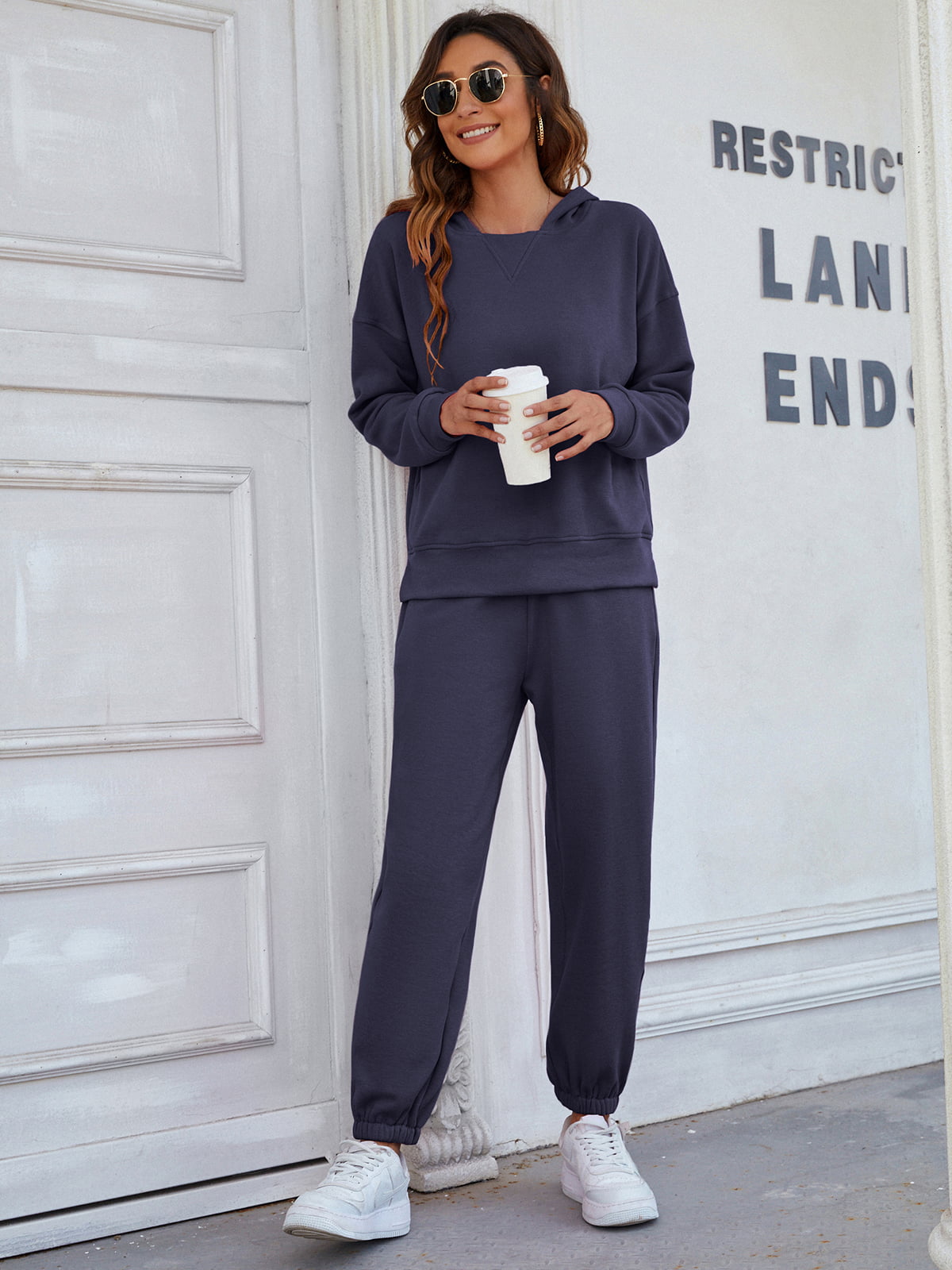 Elastic Waist Joggers with Pockets in Dark Blue