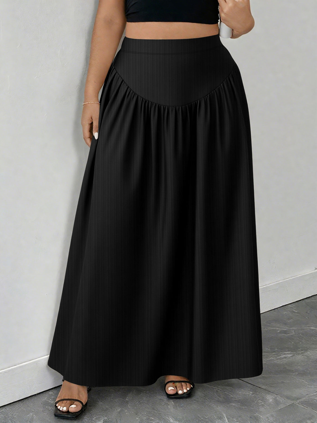 Ruched Maxi Skirt with Pockets in Black