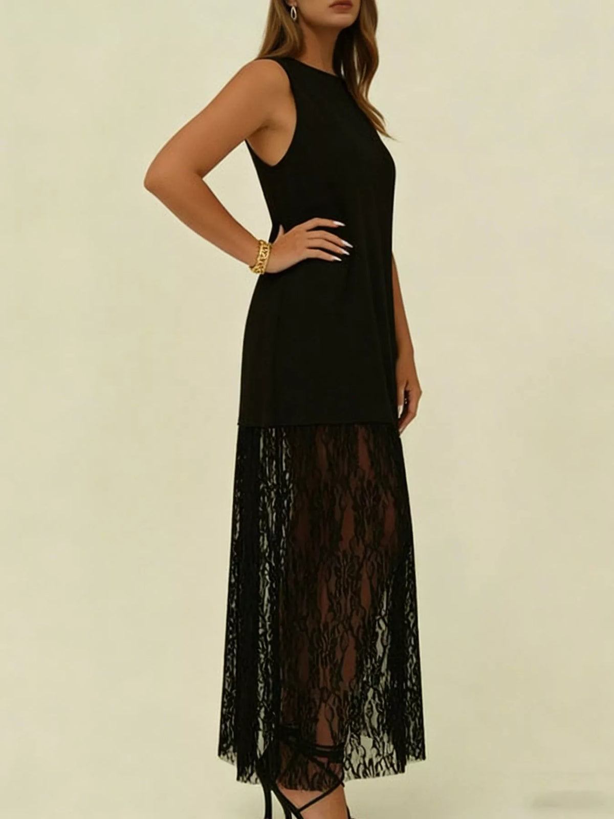Plus Size Sleeveless Lace Trim Maxi Dress in Black