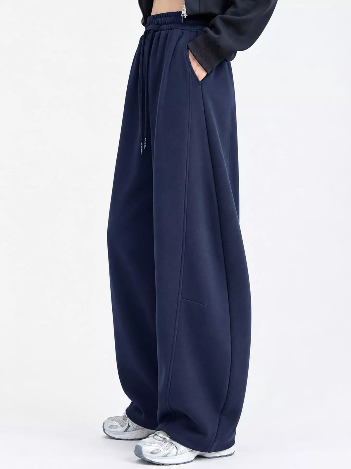 Loose-Fit Wide-Leg Drawstring Sweatpants