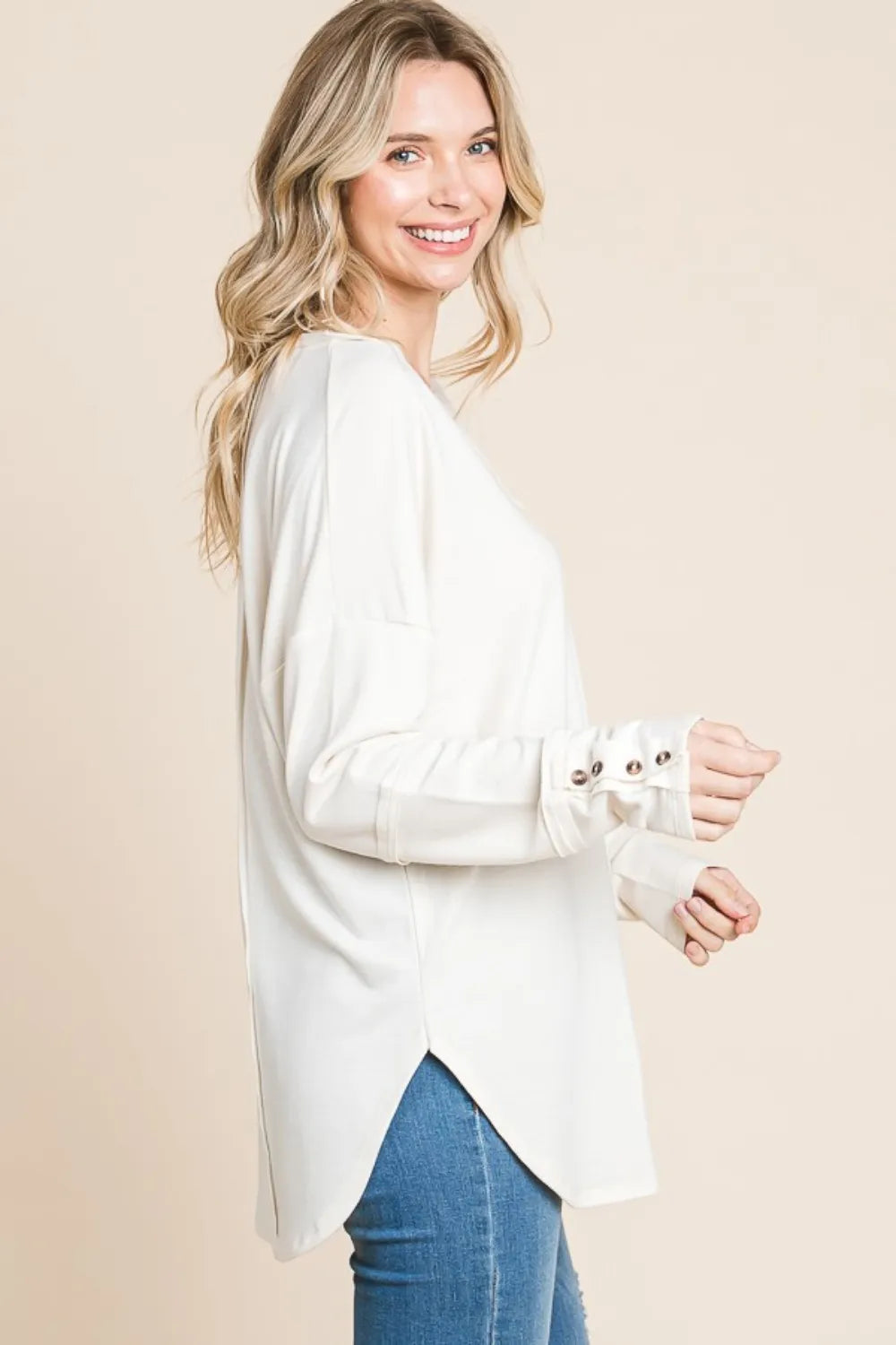 Culture Code V-Neck Dropped Shoulder Blouse in Ecru Cream in Ecrucream