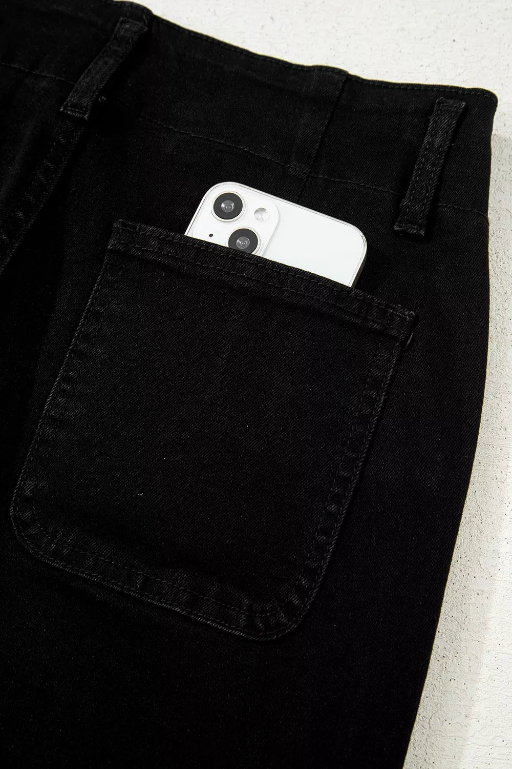 High-Waist Flared Jeans in Black