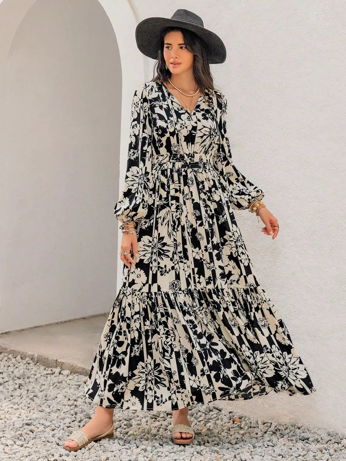 Floral Print Balloon Sleeve Maxi Dress in Black