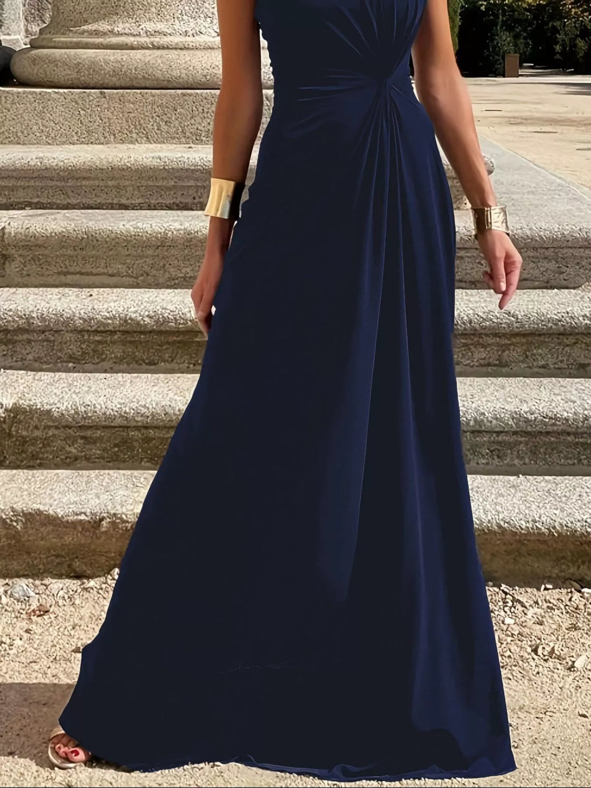 Twisted Round Neck Sleeveless Maxi Dress