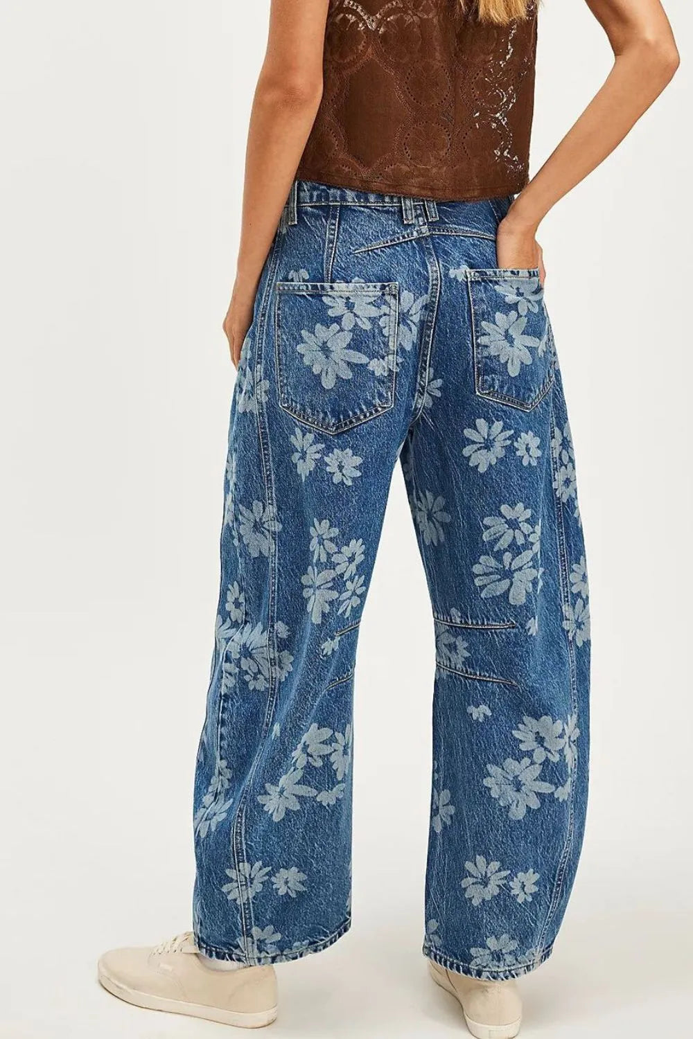 Flower Print Wide Leg Jeans in Medium