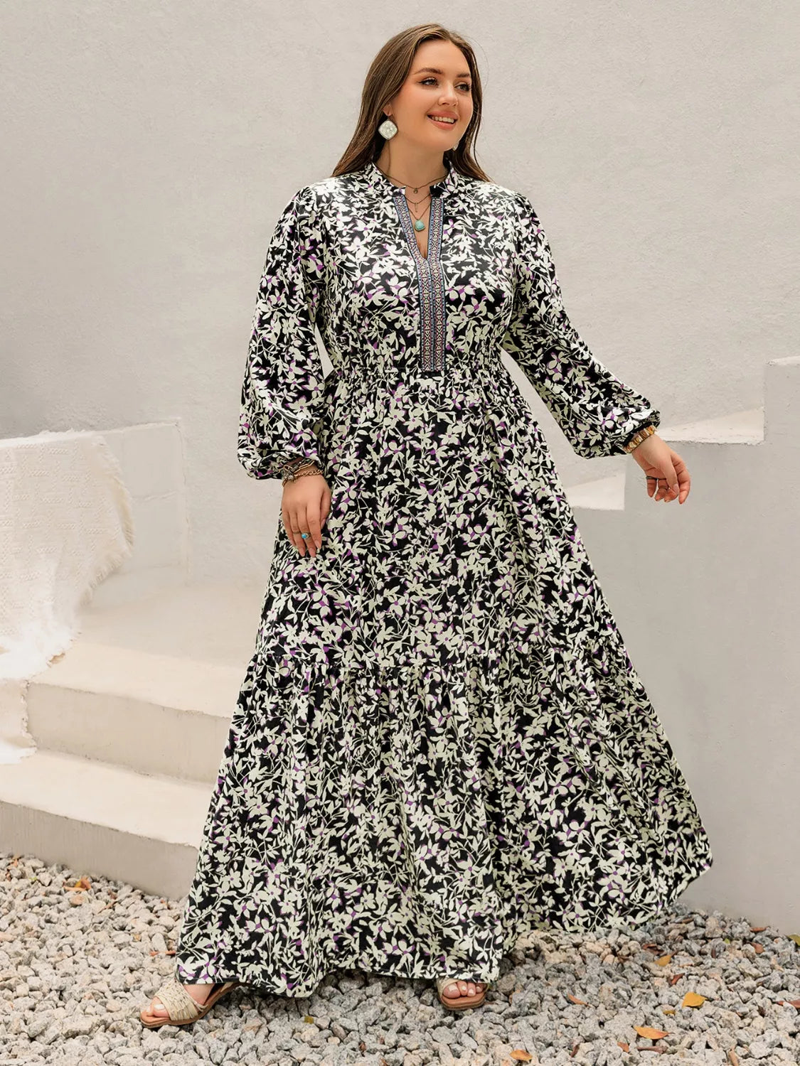 Floral Print Long Sleeve Tiered Maxi Dress in Black