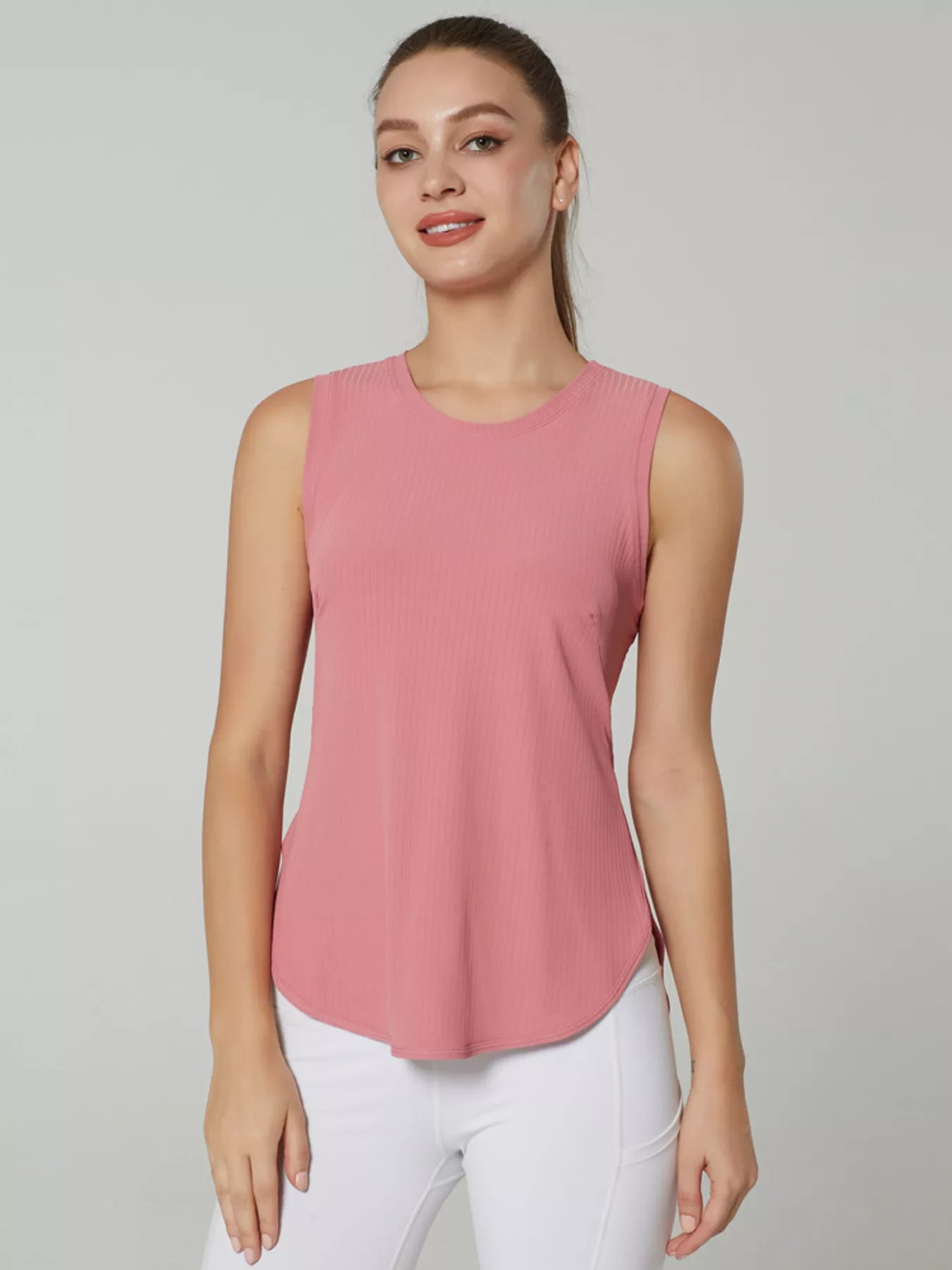 Ribbed Active Tank with Side Slit