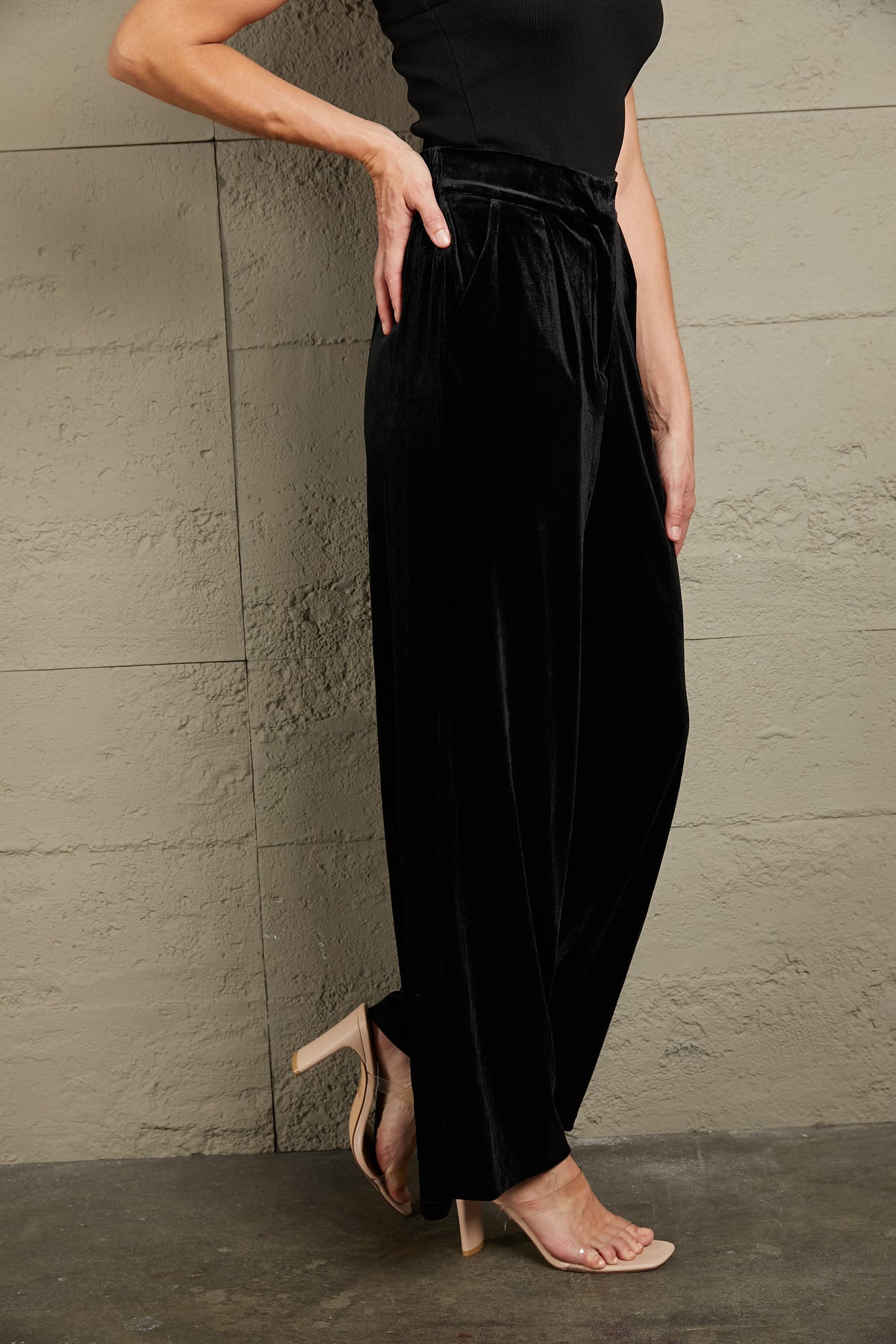Loose Fit High Waist Pants by MDML