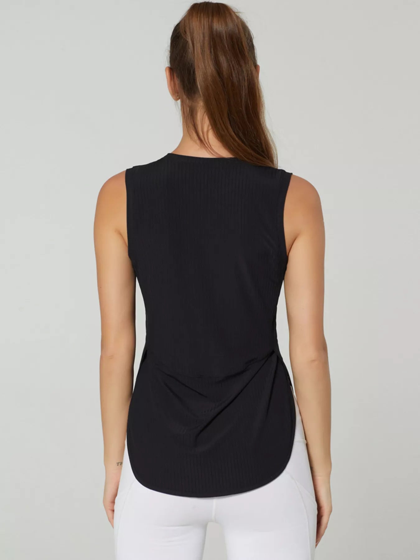 Ribbed Active Tank with Side Slit