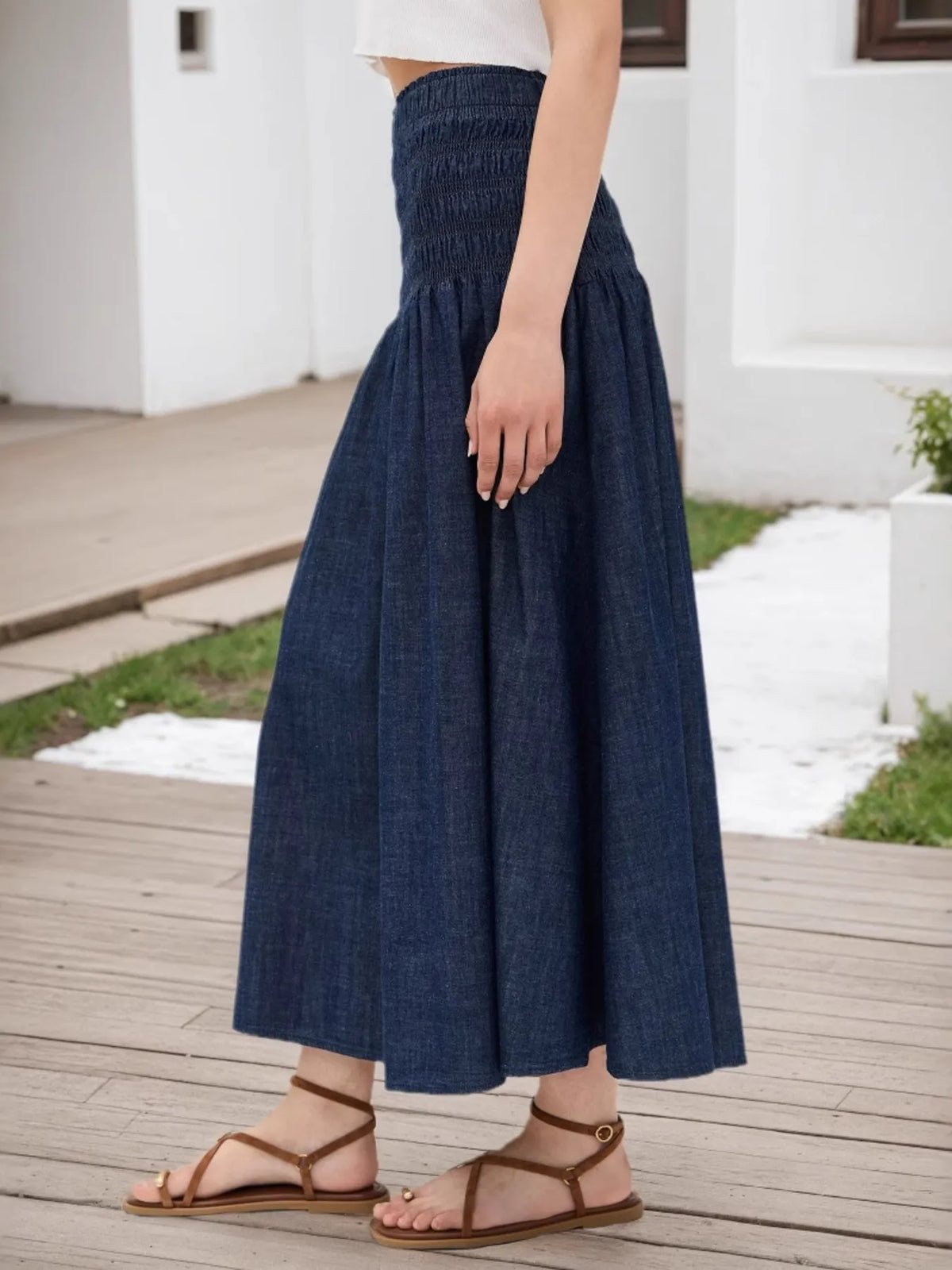 Smocked Elastic-Waist Midi Skirt in Dark Blue