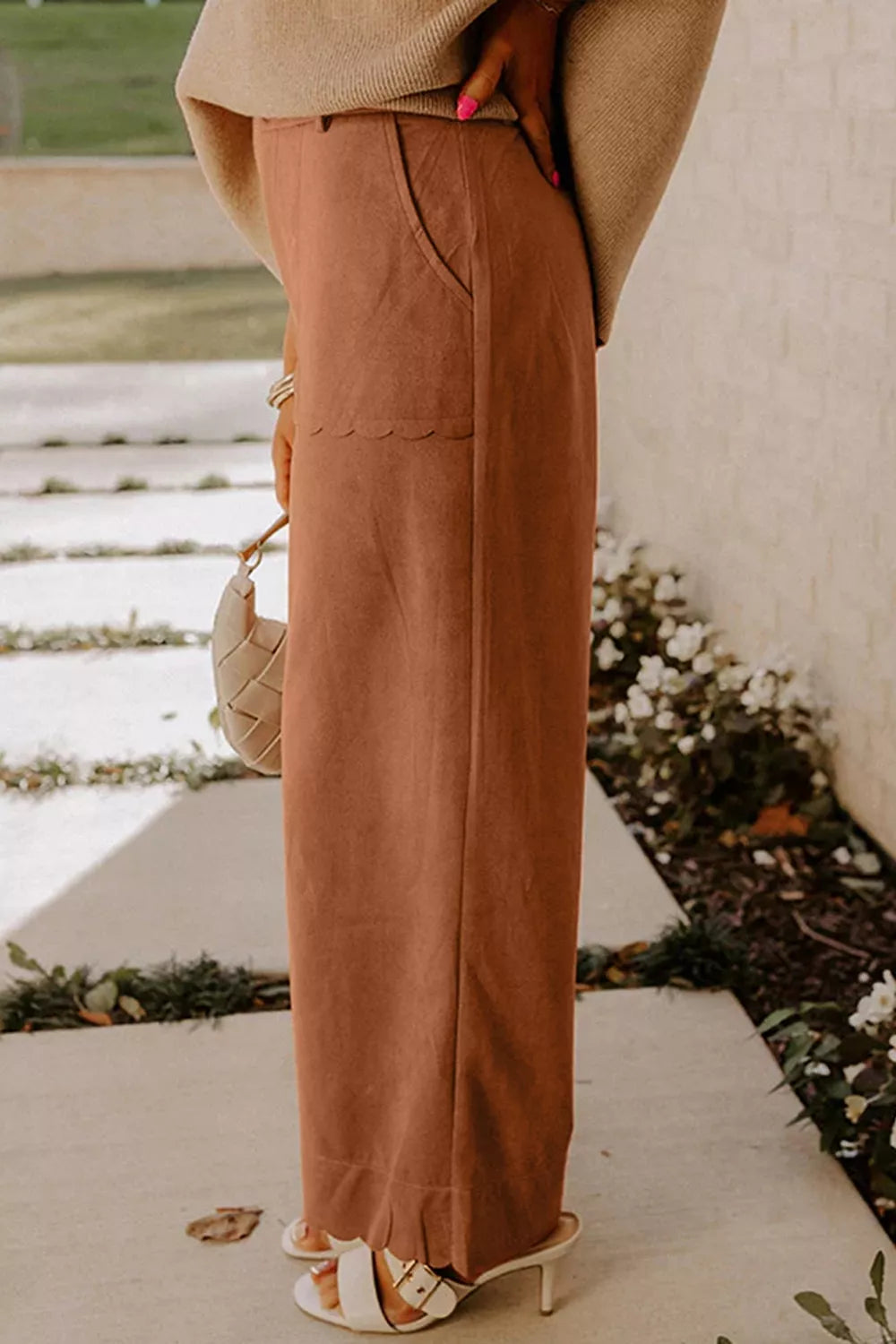 Scalloped Pocket Pants in Caramel