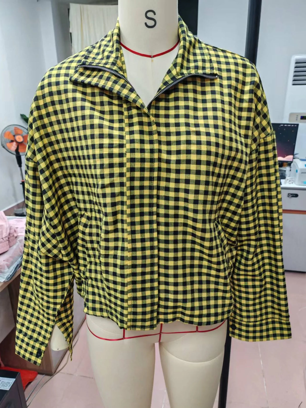 Oversized Plaid Zip-Up Jacket