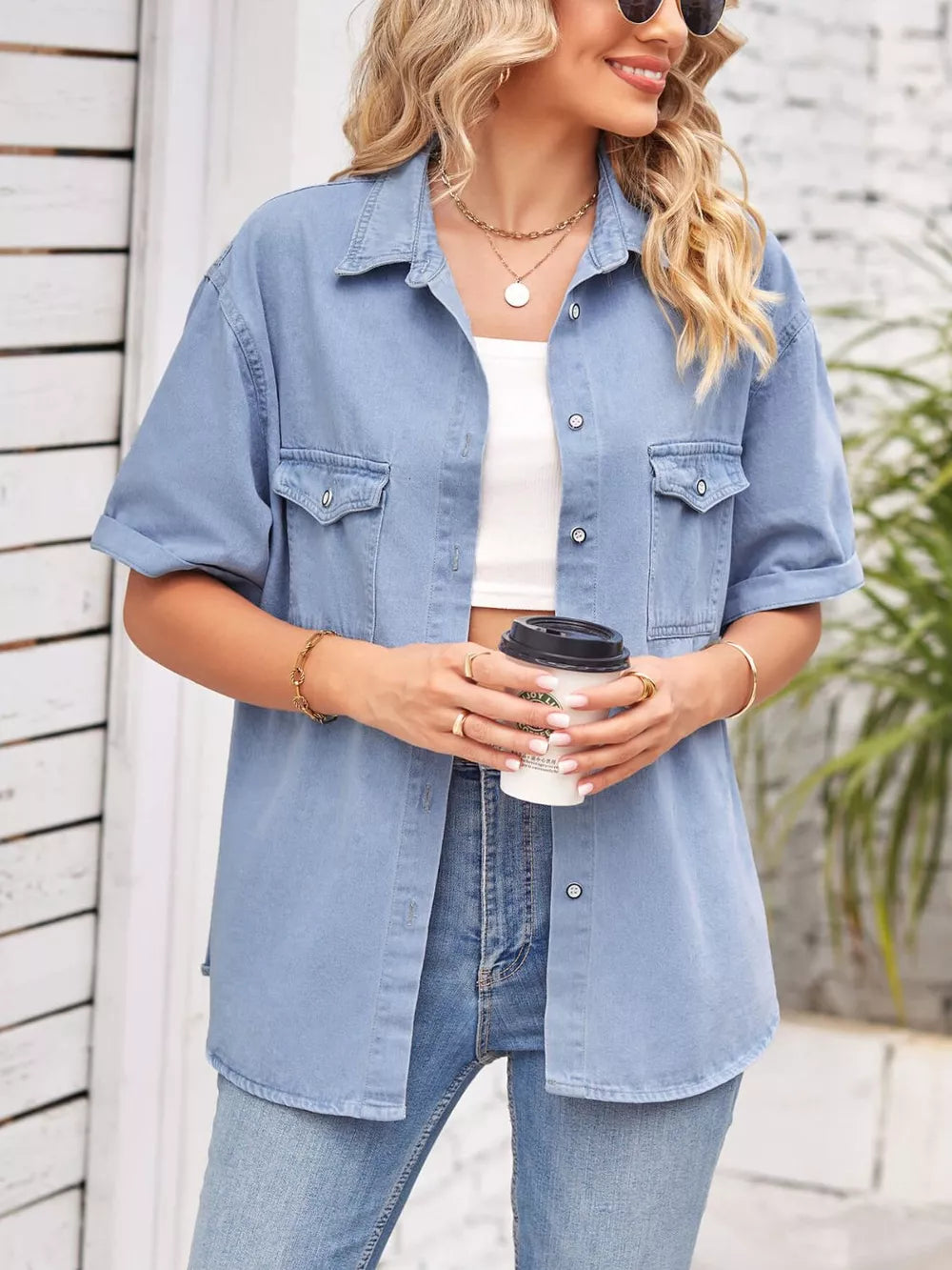 Collared Short-Sleeve Denim Jacket in Light by Manny