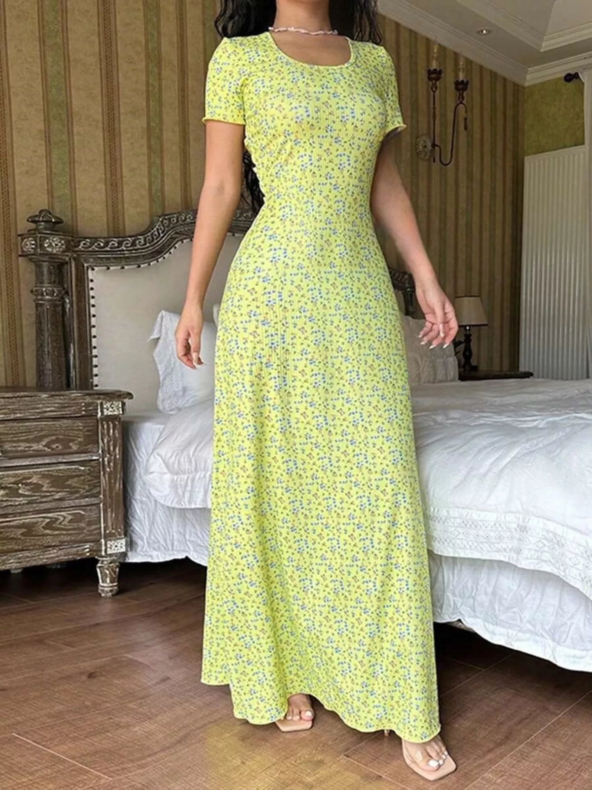 Floral Print Short Sleeve Maxi Dress