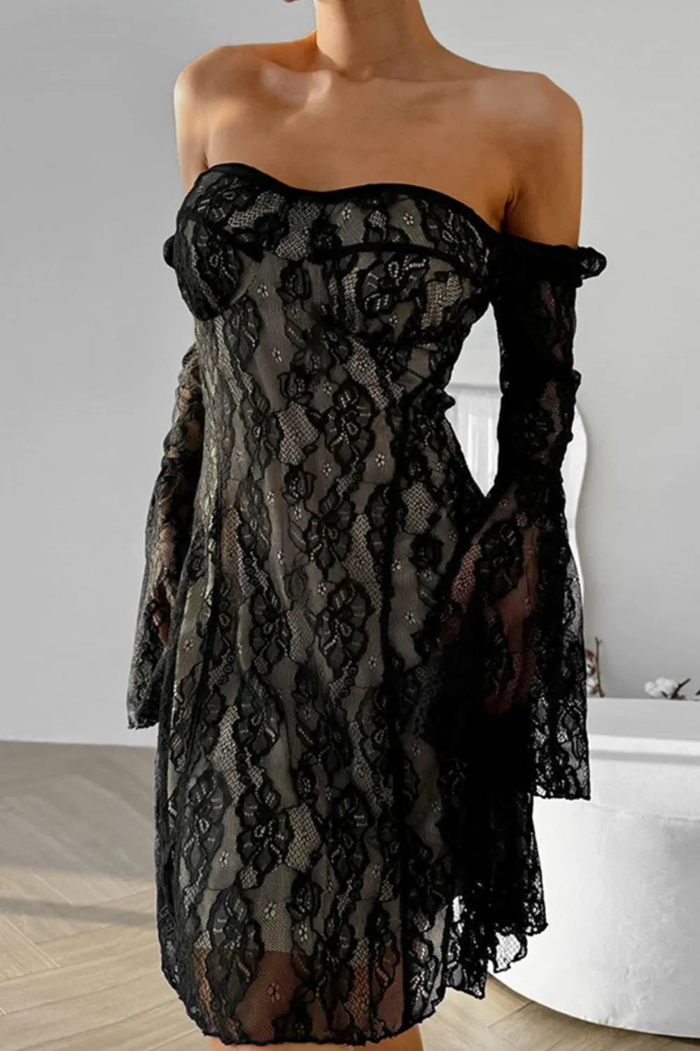 Lace Sweetheart Neck Flare Sleeve Mini Dress in Black