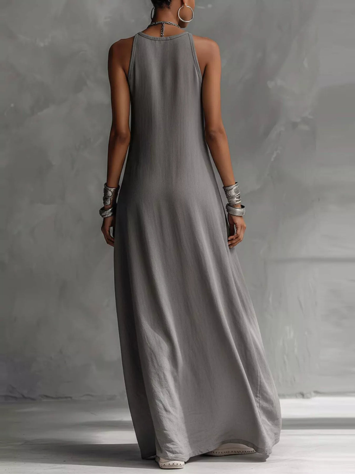 Two-Tone Sleeveless Maxi Dress with Pockets