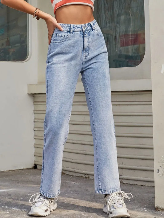 High Waist Straight Jeans in Light Wash