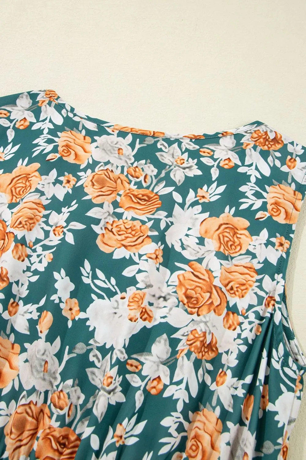 Trimmed V-Neck Tie Waist Dress in Floral